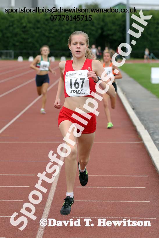 Under-15 girls 800 metres, Northern Under-15 and under-17 Championships, Wigan. Photo: David T. Hewitson/Sports for All Pics